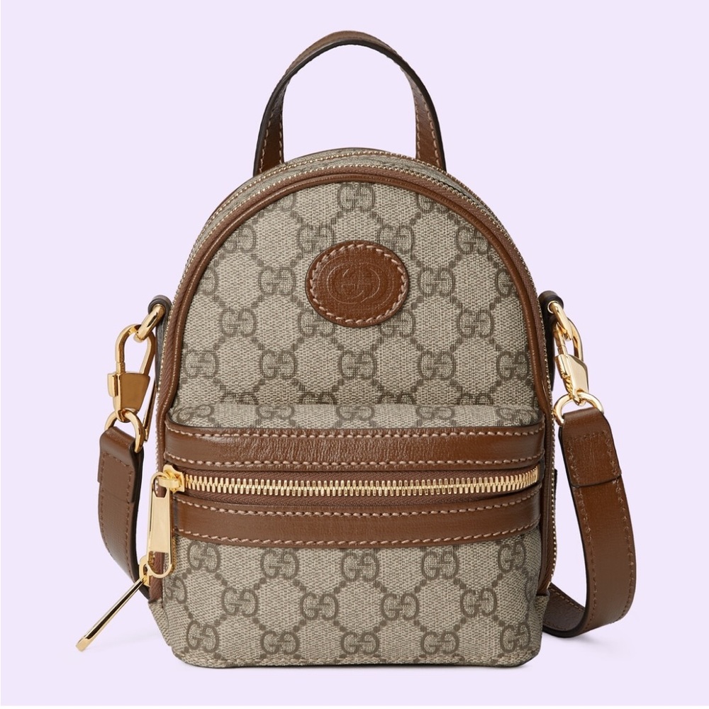 new gucci multi function bag worn once and sold out everywhere